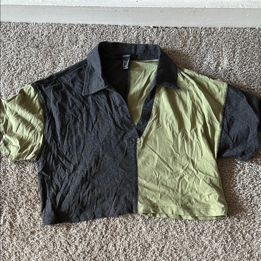 Forever 21 Black and Green Polo Shirt Modern Two-Tone Design